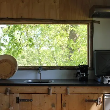 Кемпинг Boomhut
